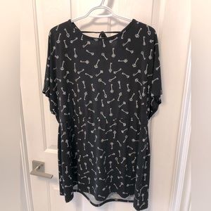 Ricki’s Keys Tunic Top